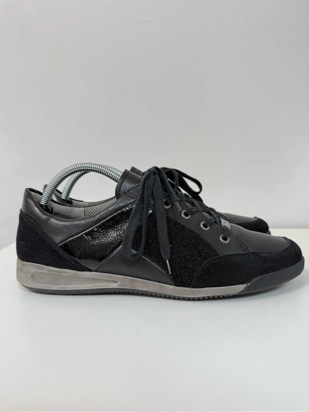 Ara Black Fashion Sneaker Mixed Media Leather Gray Distressed Sole Women's US 11